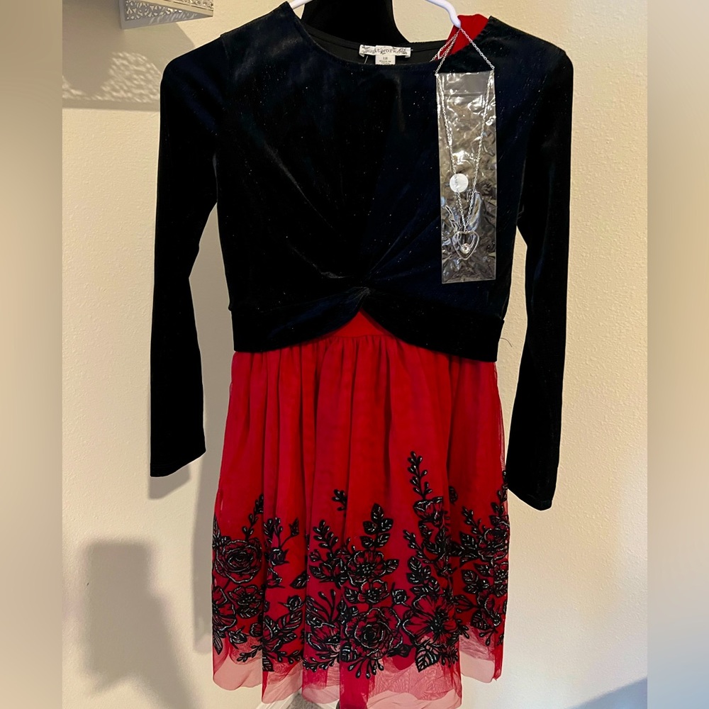 Knit Works Babydoll Dress with Popover Top and Necklace